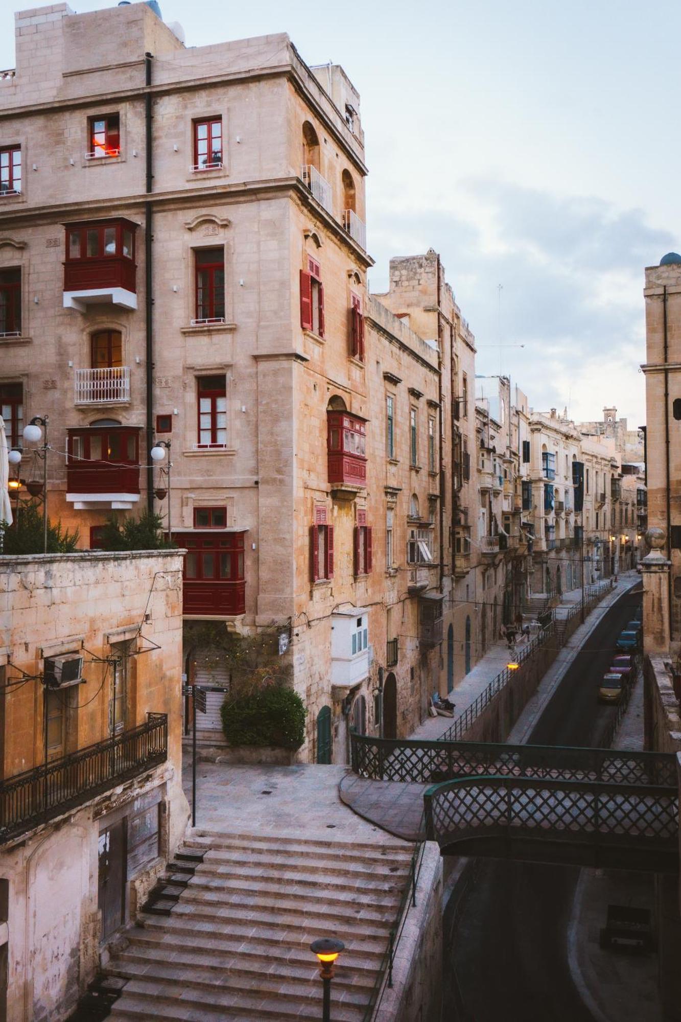 Comfortable 1Br Home With Maltese Balcony In Valletta By 360 Estates Exterior foto